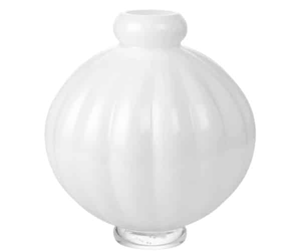 Louise Roe Balloon vase - 01 - opal white