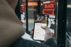 Read more about the article En guide til sikker online shopping på Black Friday
