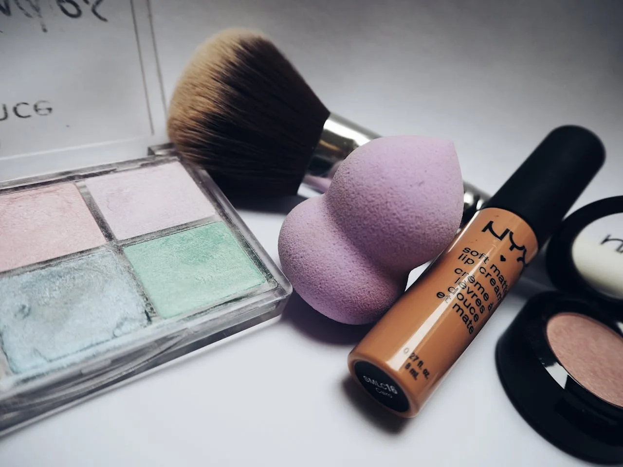 Read more about the article Forvandl din skønhedsrutine med Black Friday rabatter
