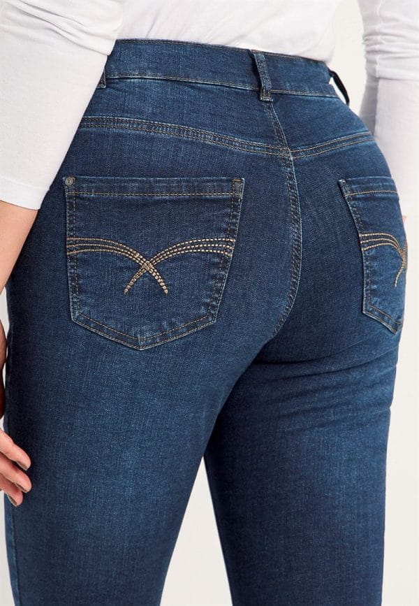 Jeans med elastik i siderne