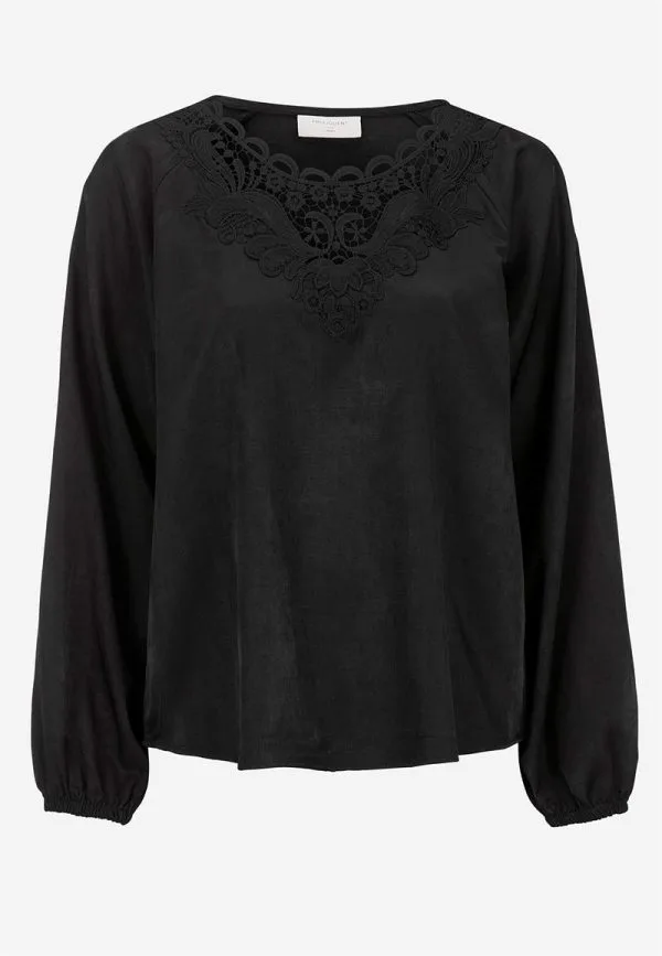 Satinbluse med broderi
