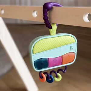 Baby Radio Wee Jams – B. Toys