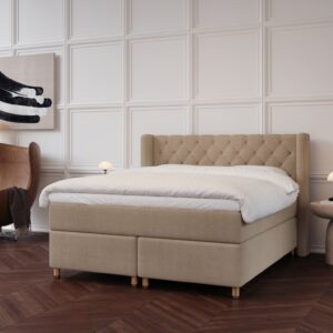 Eira Fjäll | 180×200 | Bouclé latte