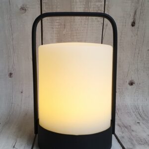 Lisa LED lampe 20cm hvid