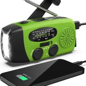 Pro Emergency radio – Hand Crank – Solar cells – 2000mAh Powerbank – SOS Light – AM/FM – Grøn