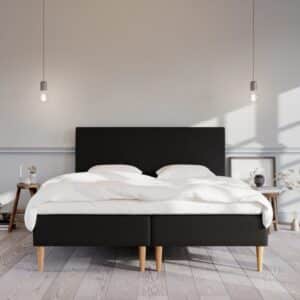 Saga Älv | 160×200 | Sort