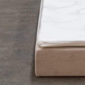 Topmadras – Skum | Topmadras (Skum) 180×210 cm.