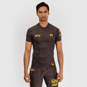 UFC Fusion Men’s Performance Short Sleeve Rashguard Earthen Brown