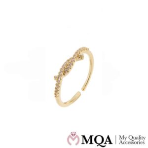 Ring, guldfarvet buet med flotte sten